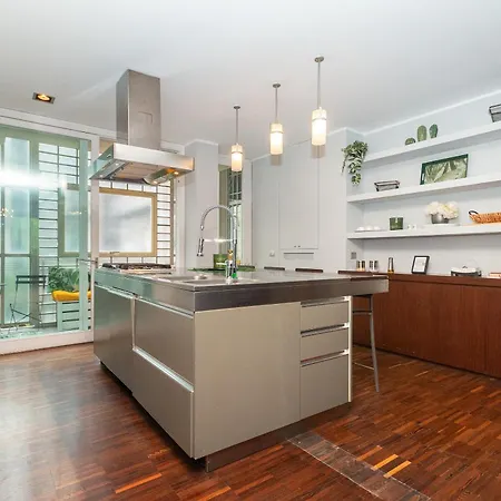 아파트 Luxury In The Centre Of *